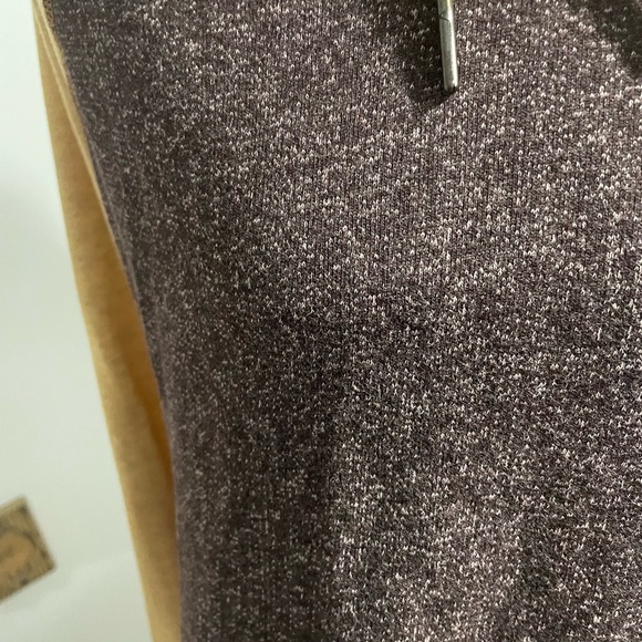 Unique Gilded intent color block hooded sweatshirt - Picture 2 of 7